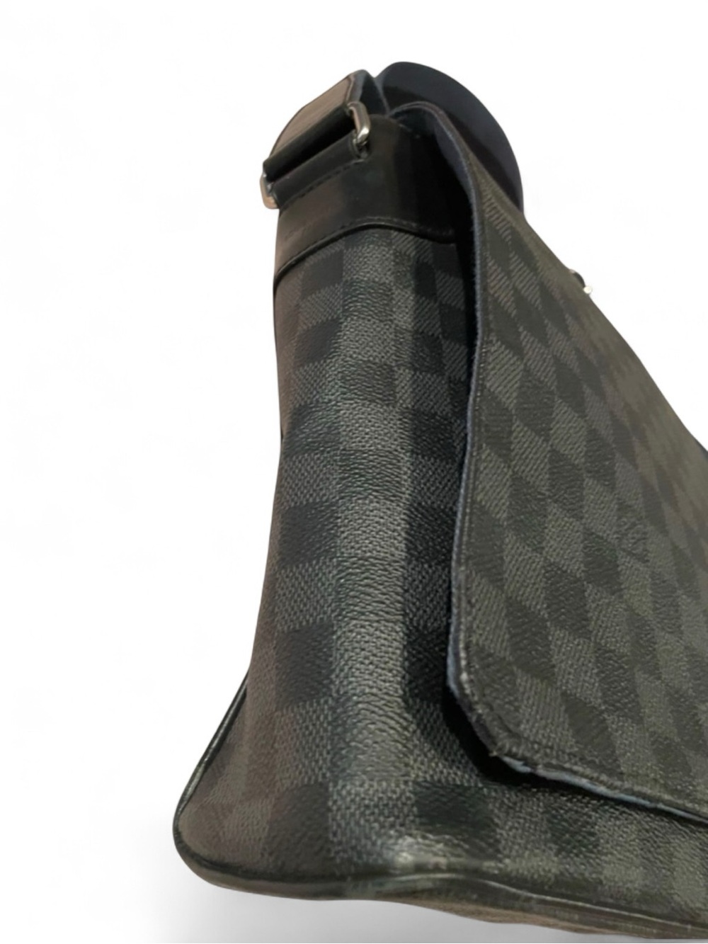 ✨💎LOUIS VUITTON💎✨ Damier Graphite & Blue Messenger Bag - Picture 7 of 14